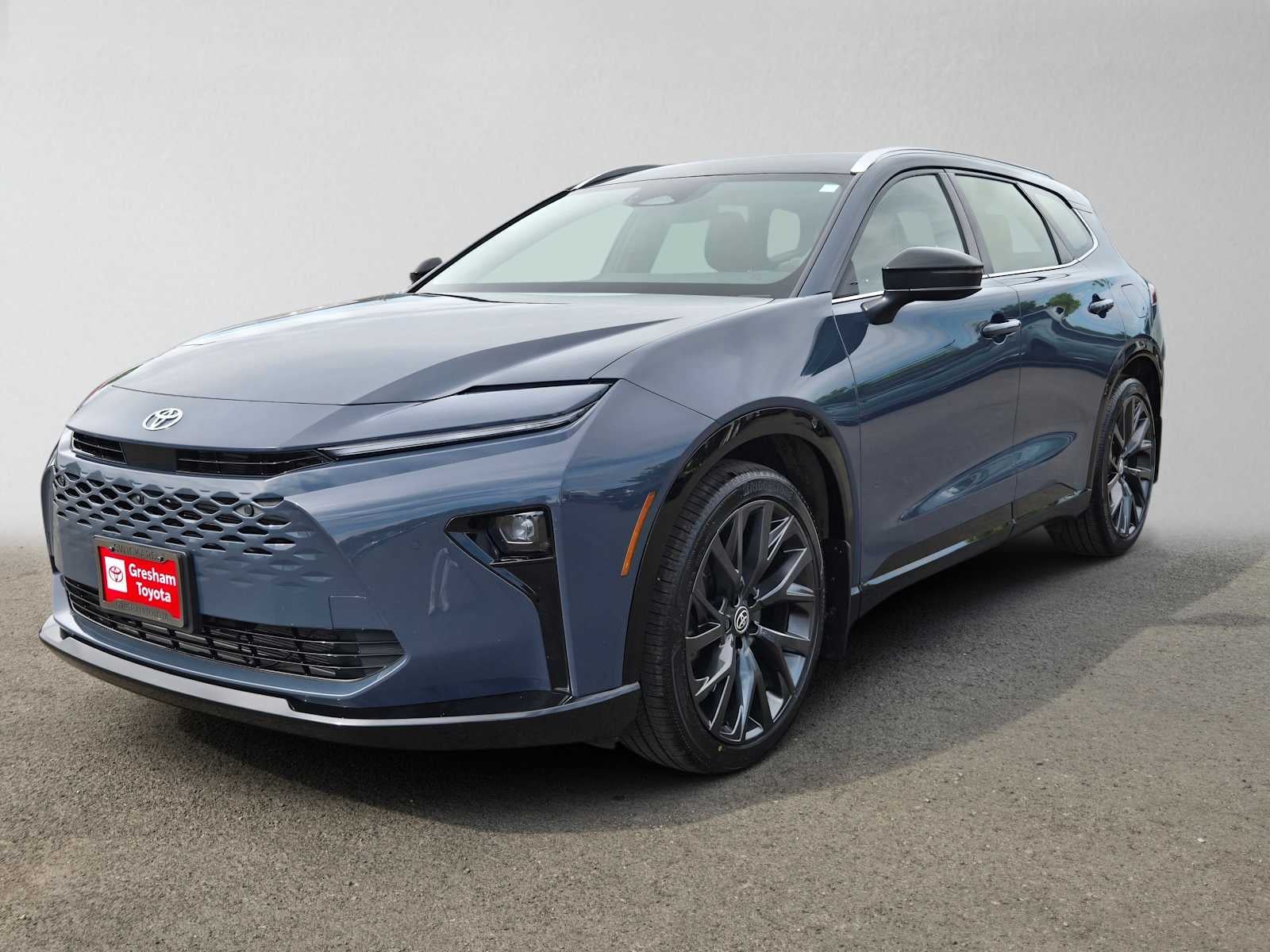2025 Toyota Crown Signia Limited