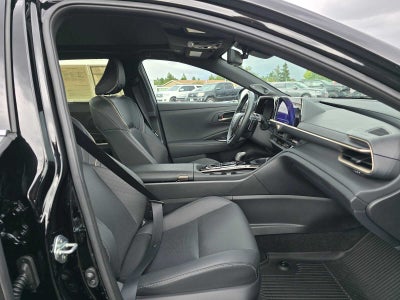 2025 Toyota Crown Signia Limited