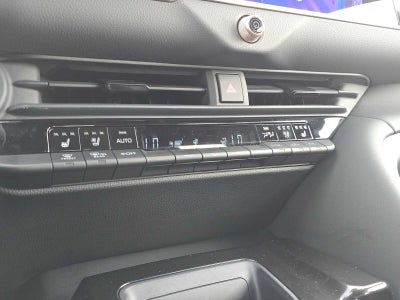 2025 Toyota Crown Signia Limited