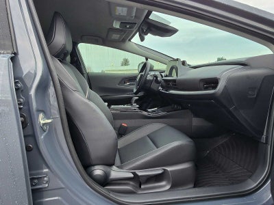 2025 Toyota Prius XLE