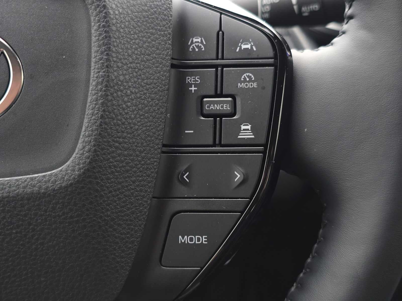 2025 Toyota Prius XLE