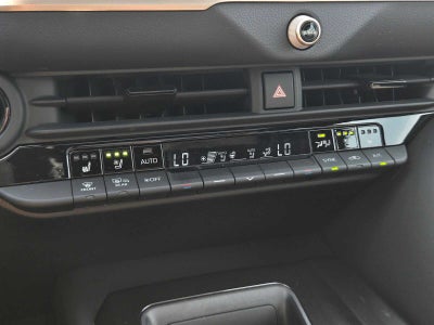 2024 Toyota Crown Platinum