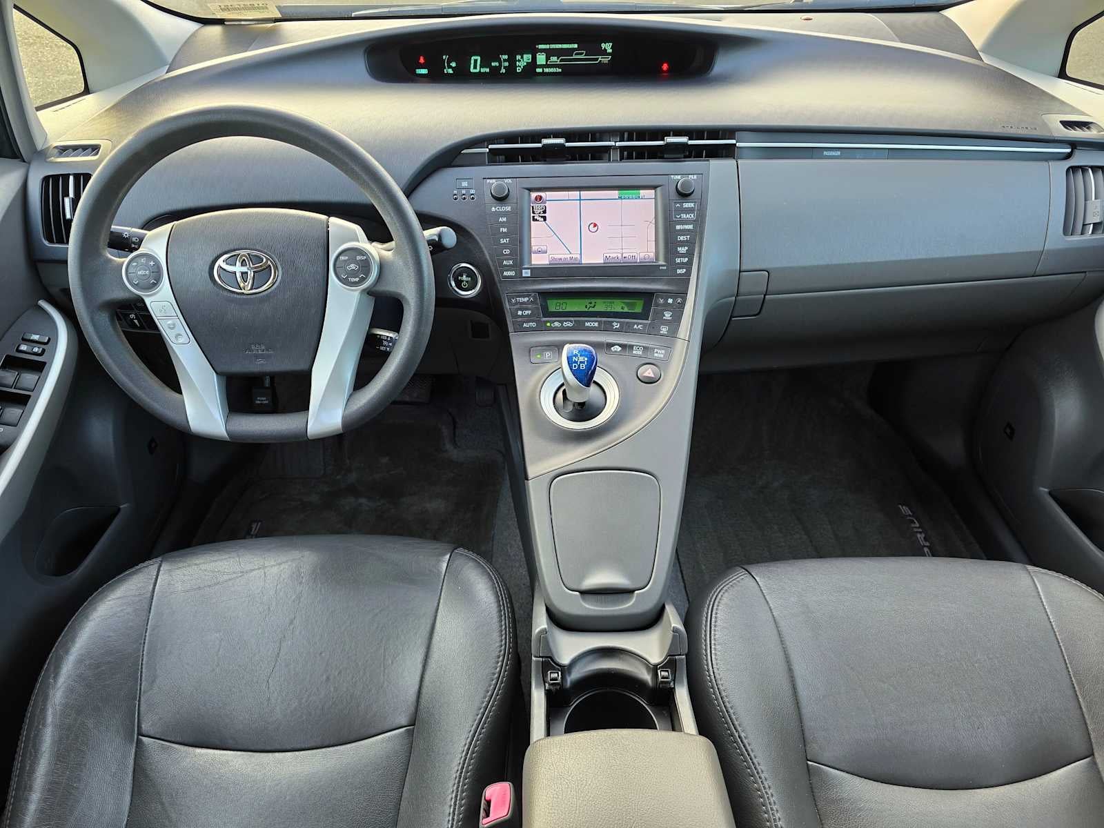 2010 Toyota Prius III