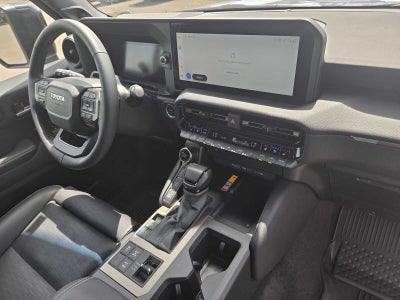 2025 Toyota Land Cruiser 4WD (Natl)