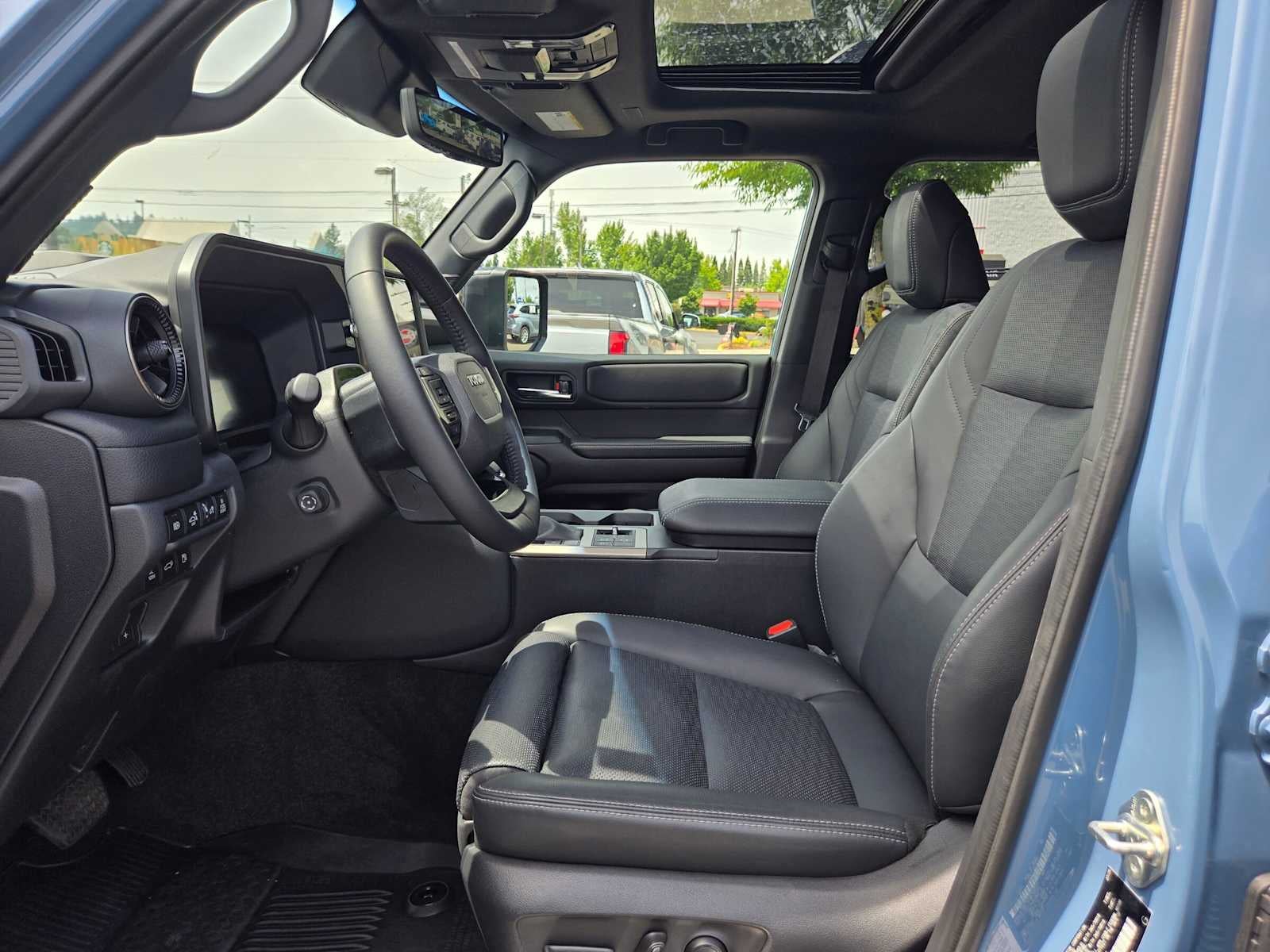 2025 Toyota Land Cruiser 4WD (Natl)