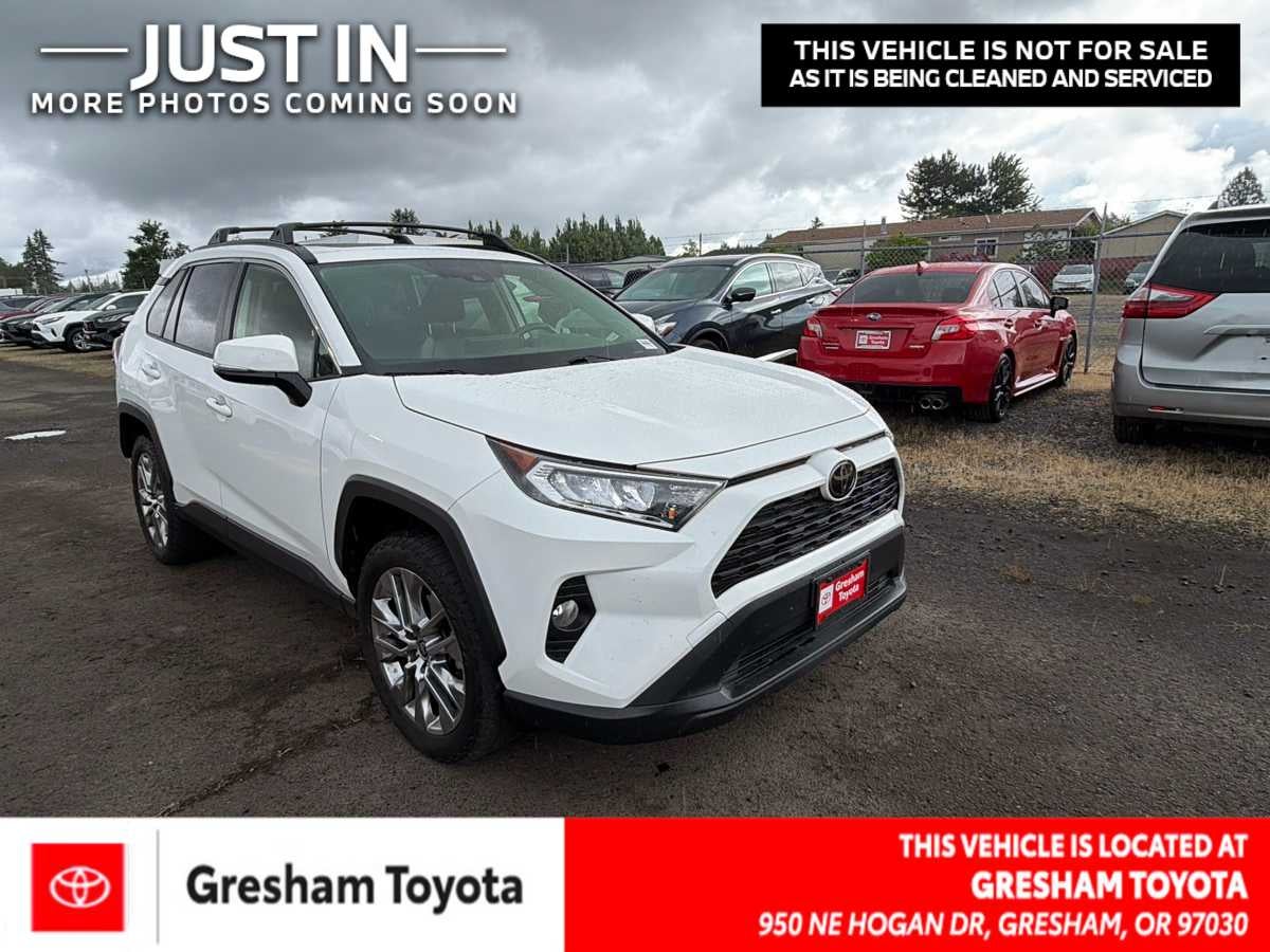 2020 Toyota RAV4 XLE Premium