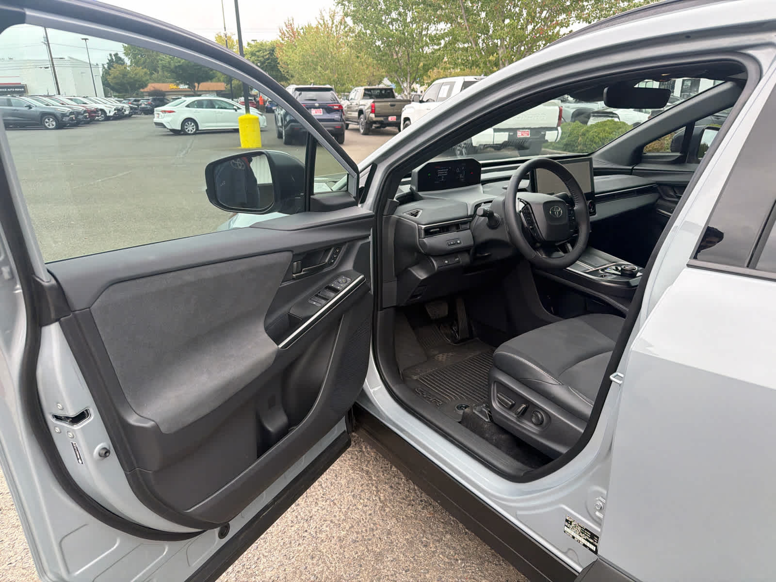 2026 Toyota C-HR XSE