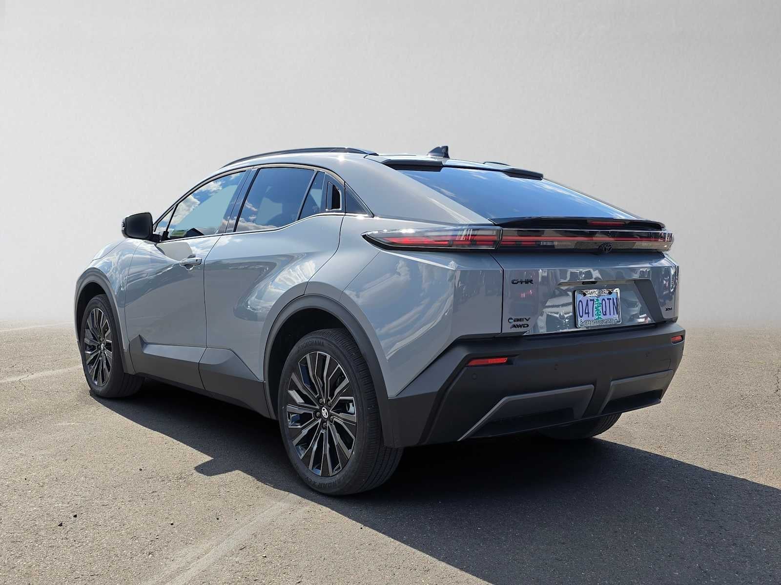 2026 Toyota C-HR XSE