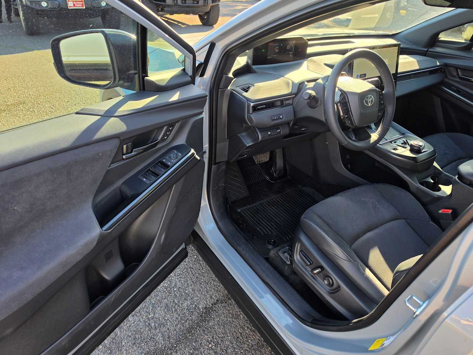 2026 Toyota C-HR XSE