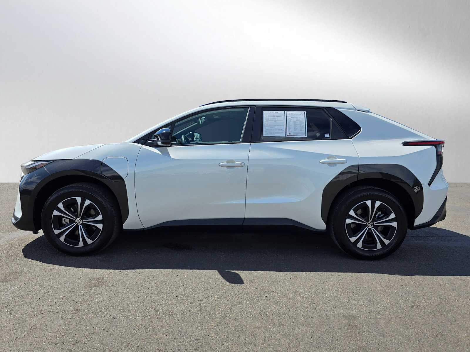 2023 Toyota bZ4X XLE