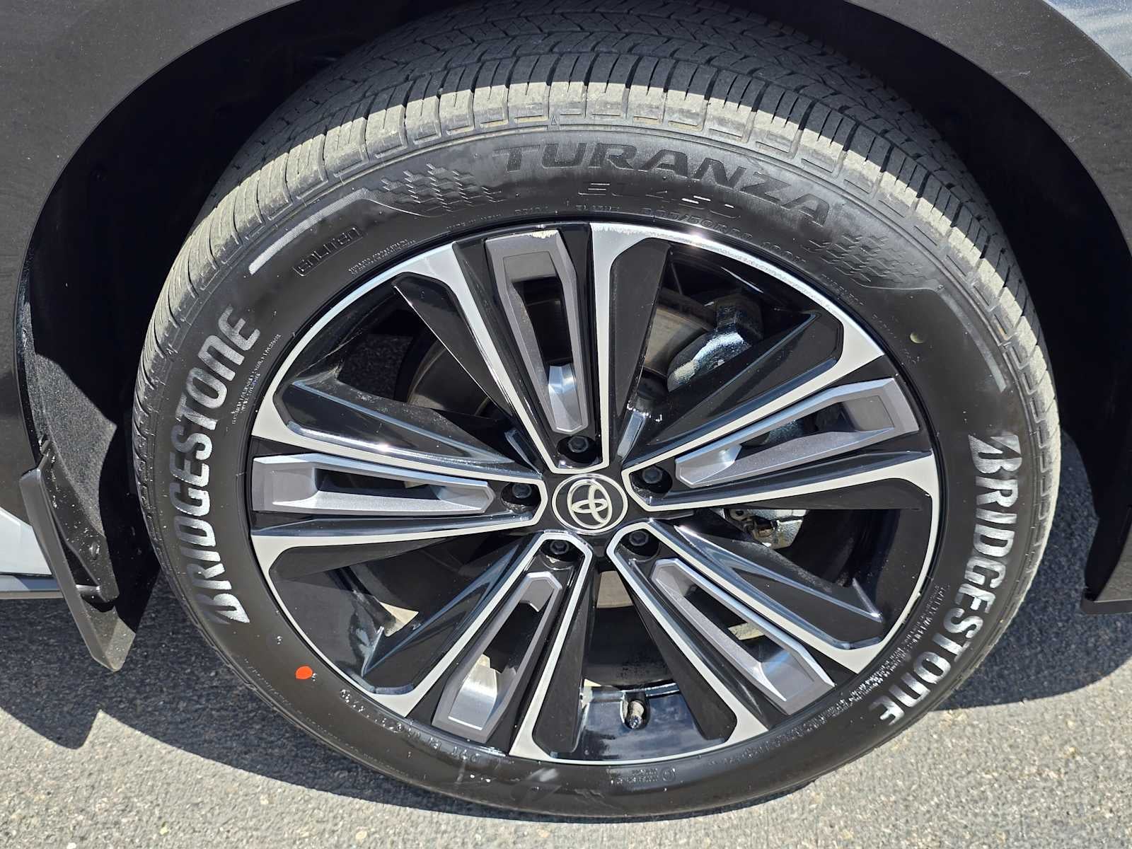 2023 Toyota bZ4X Limited