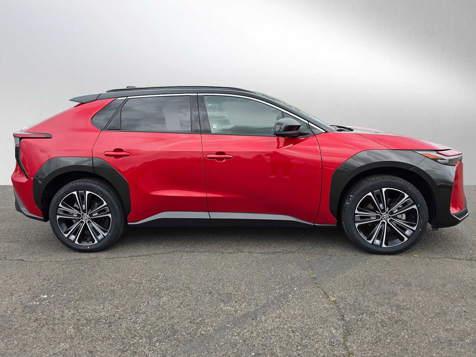 2023 Toyota bZ4X Limited