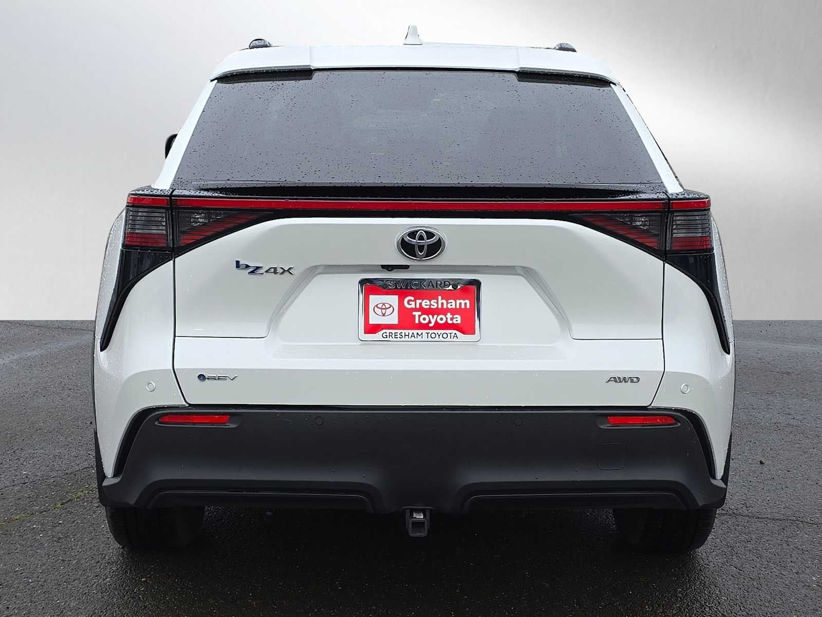 2024 Toyota bZ4X XLE