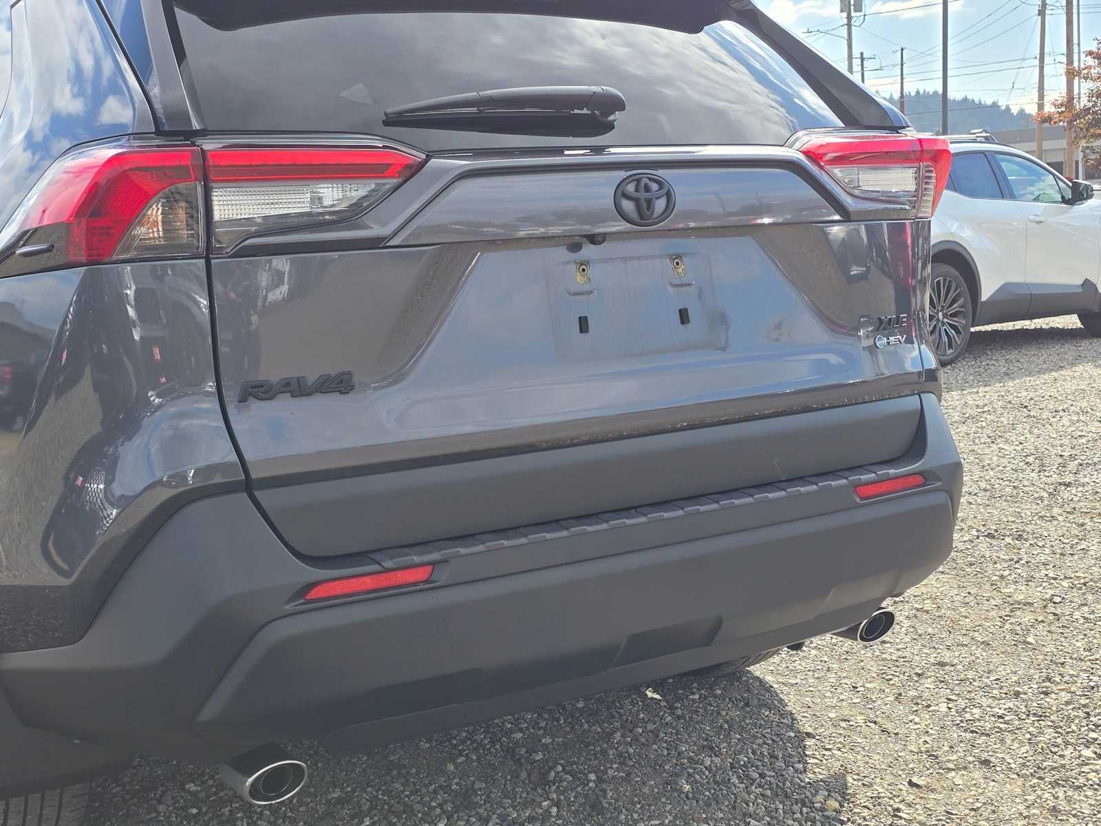 2025 Toyota RAV4 Hybrid XLE Premium