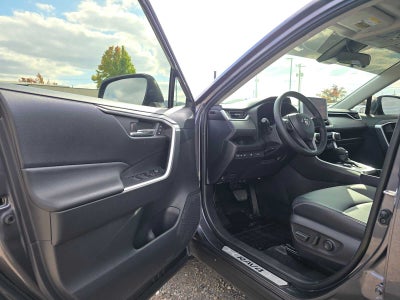 2025 Toyota RAV4 Hybrid XLE Premium