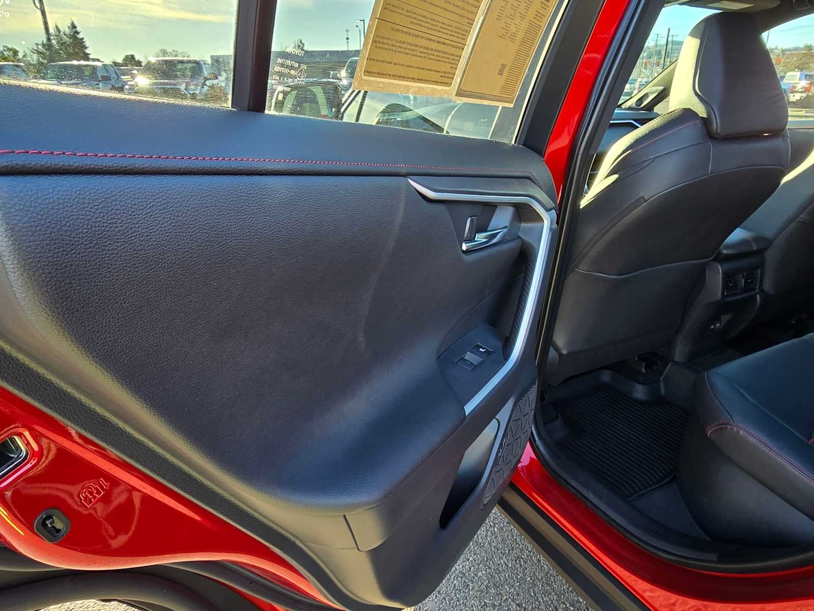 2025 Toyota RAV4 Plug-In Hybrid XSE