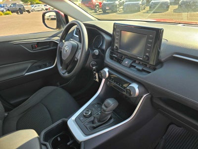 2022 Toyota RAV4 Hybrid LE