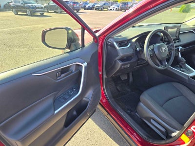 2022 Toyota RAV4 Hybrid LE