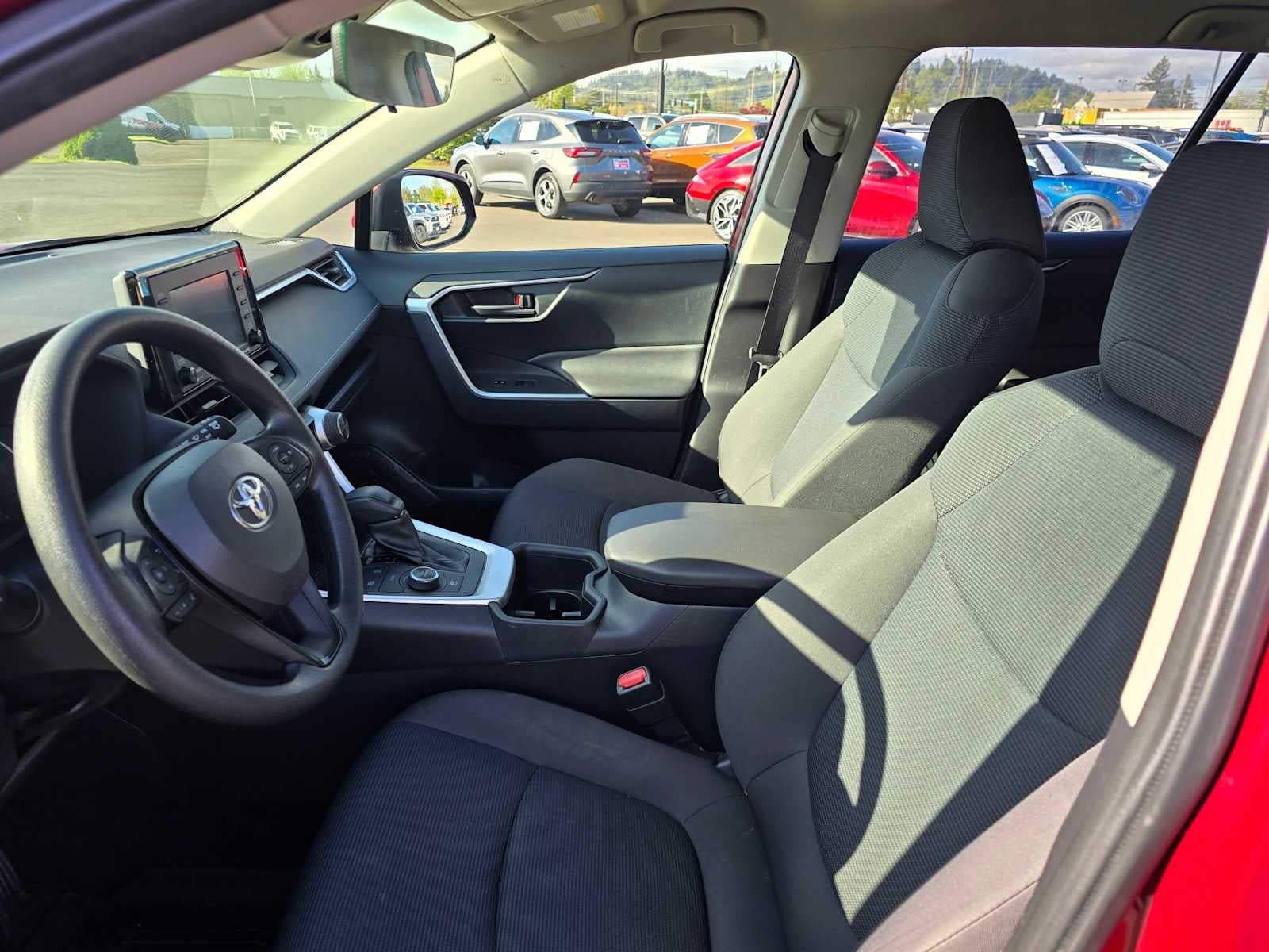 2022 Toyota RAV4 Hybrid LE