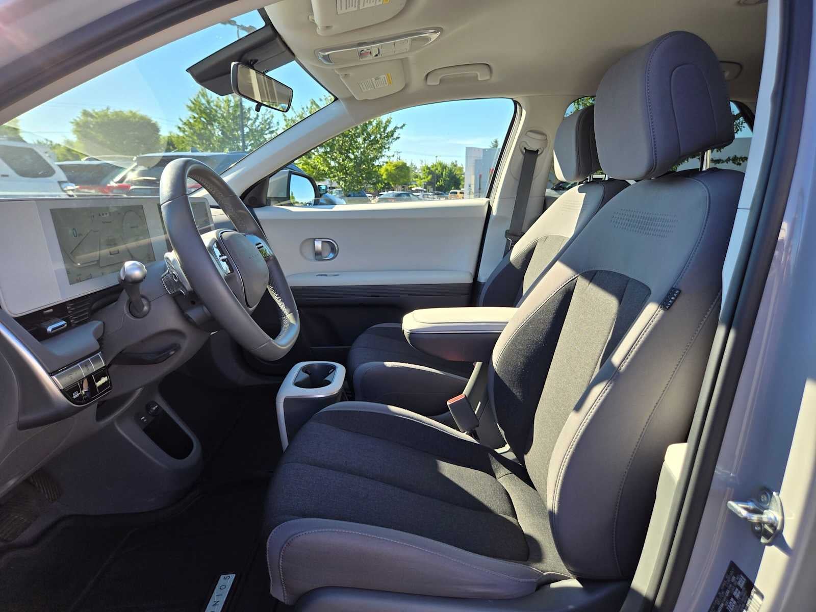 2024 Hyundai IONIQ 5 SE
