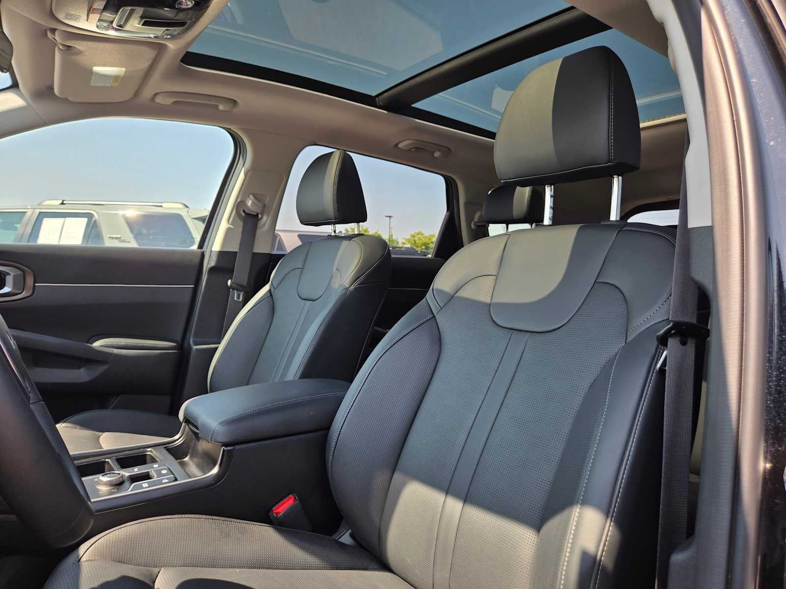2025 Kia Sorento Hybrid EX