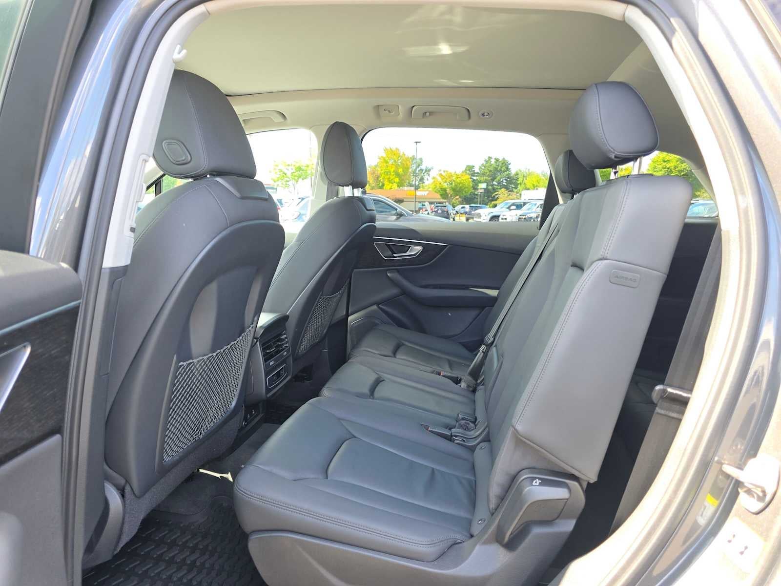 2022 Audi Q7 Premium