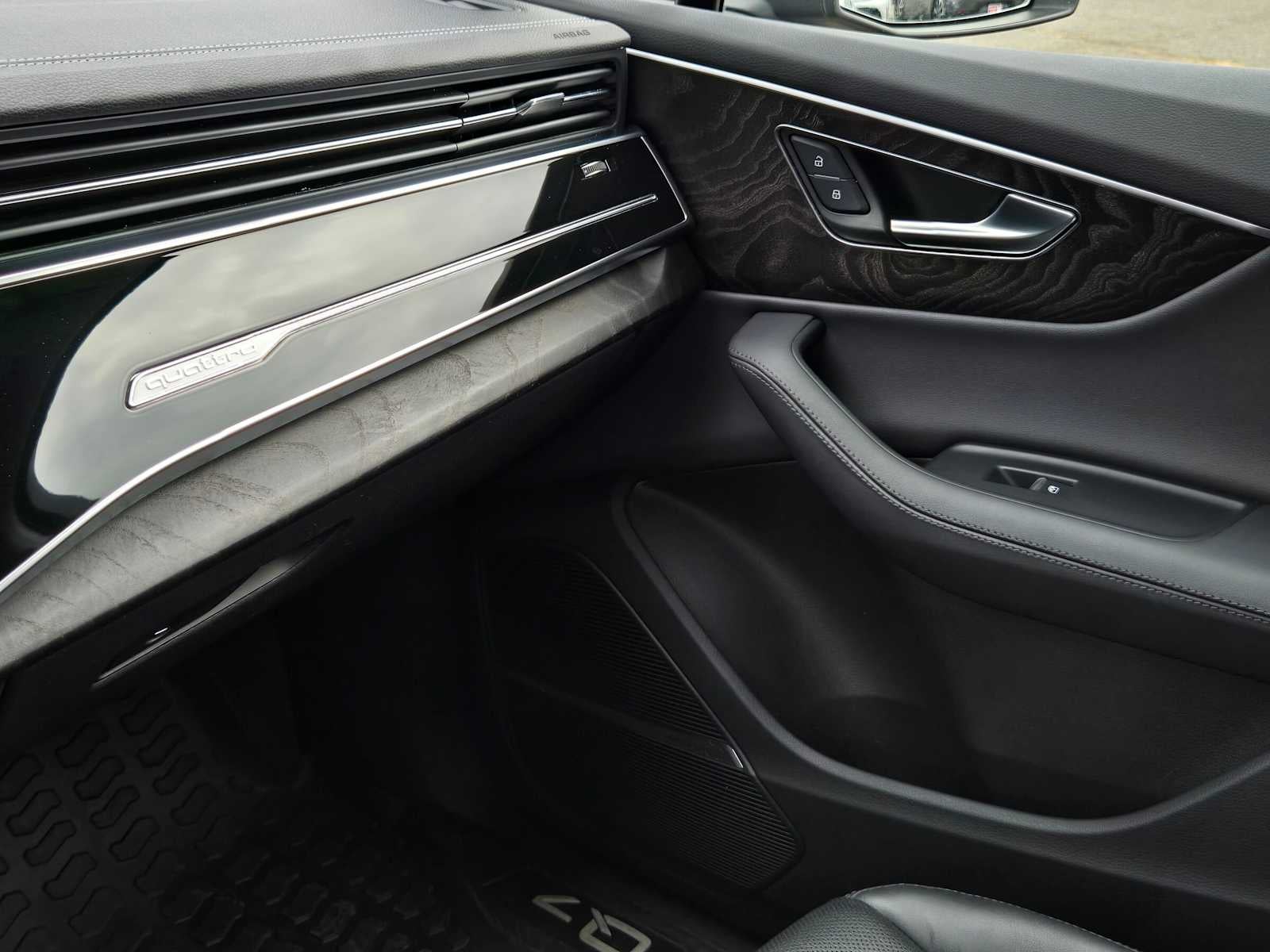2023 Audi Q7 Premium Plus
