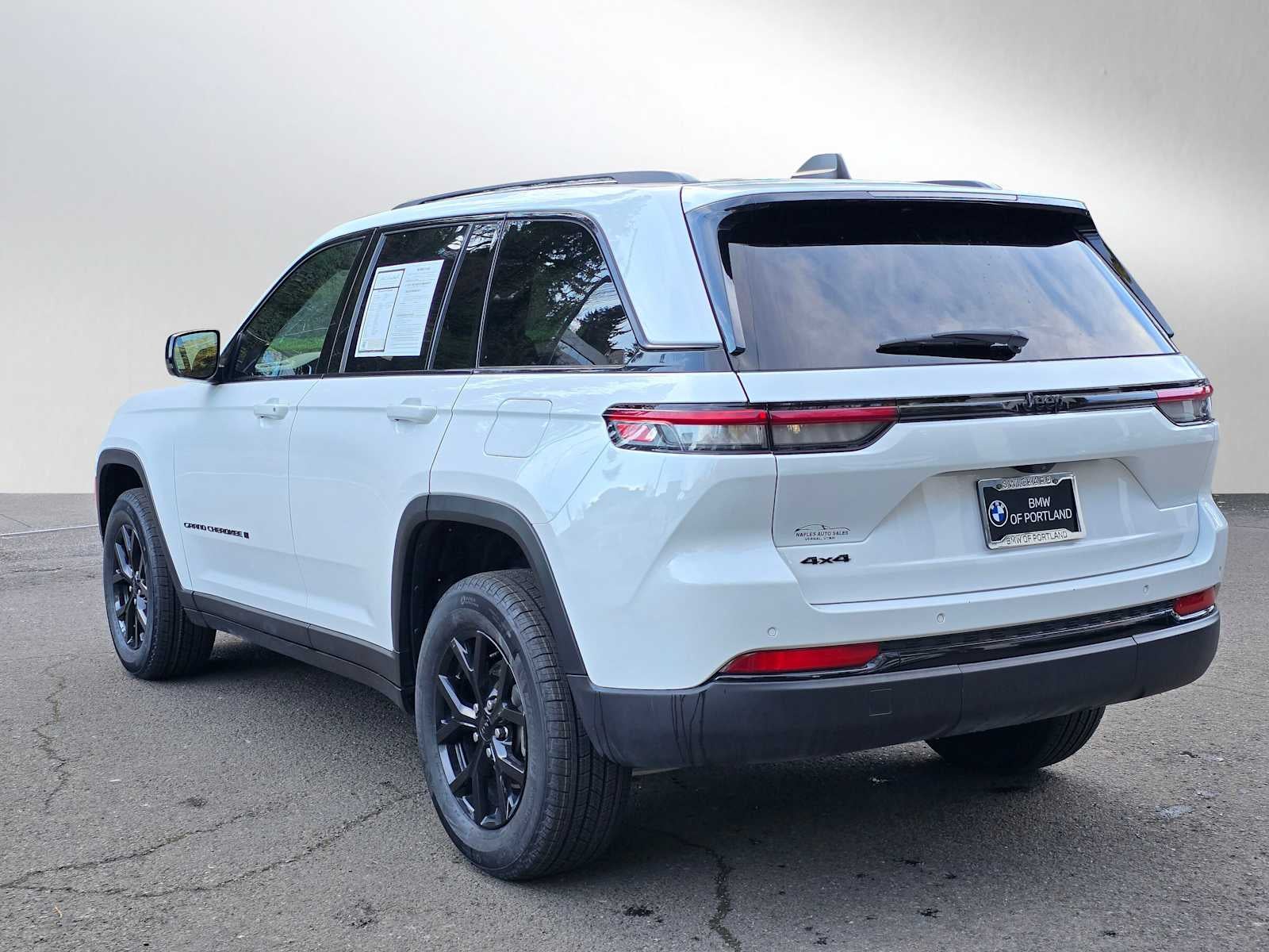 2024 Jeep Grand Cherokee Altitude