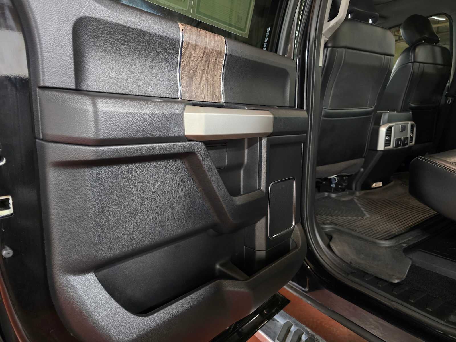 2019 Ford Super Duty F-250 SRW LARIAT