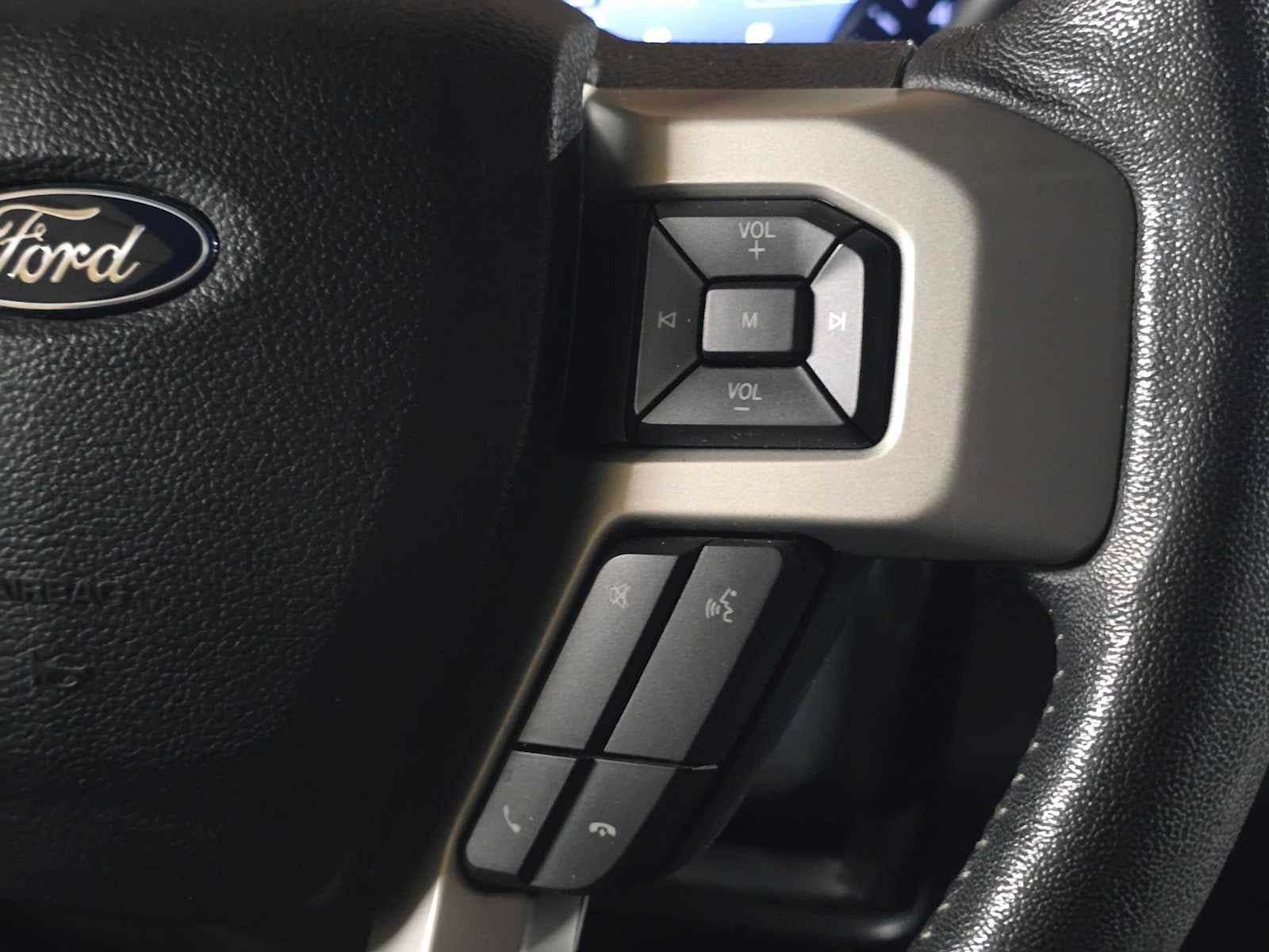 2018 Ford Super Duty F-350 SRW Pickup XL