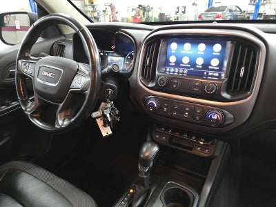 2022 GMC Canyon 4WD AT4 w/Leather