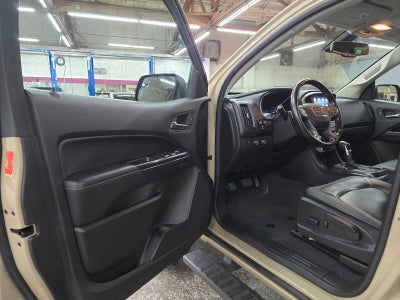 2022 GMC Canyon 4WD AT4 w/Leather