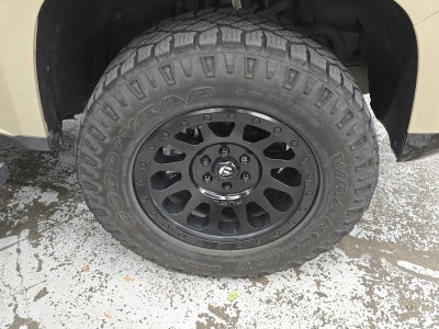 2022 GMC Canyon 4WD AT4 w/Leather