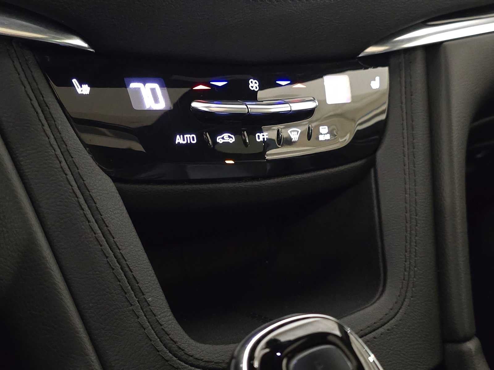 2021 Cadillac XT5 FWD Premium Luxury