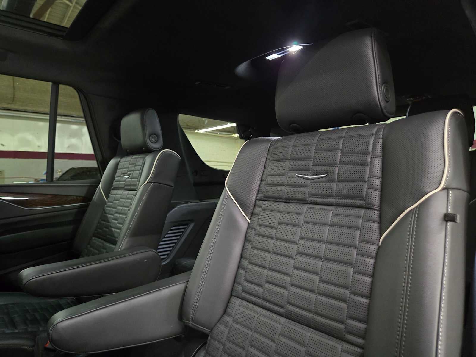 2022 Cadillac Escalade Sport Platinum