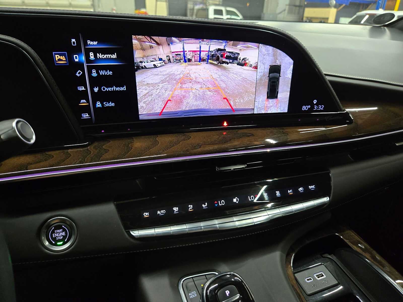 2022 Cadillac Escalade Sport Platinum