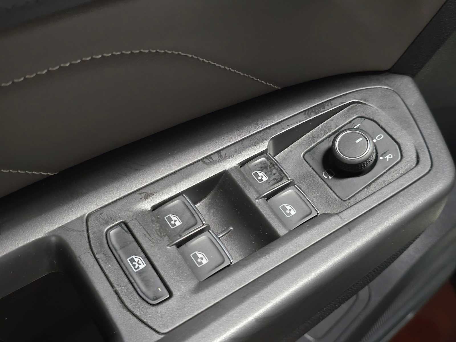 2022 Volkswagen Atlas 3.6L V6 SEL Premium R-Line