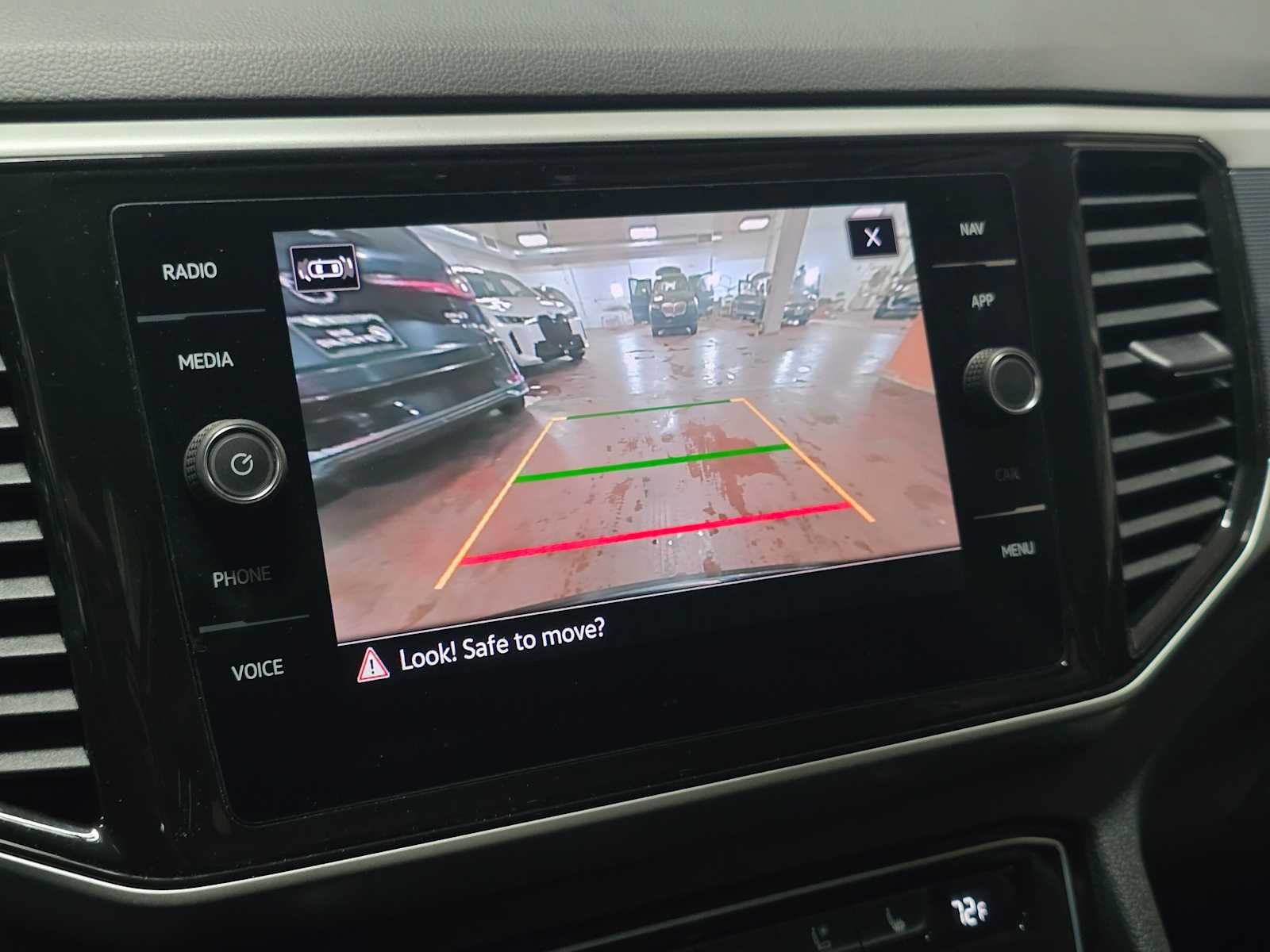 2022 Volkswagen Atlas 3.6L V6 SEL Premium R-Line