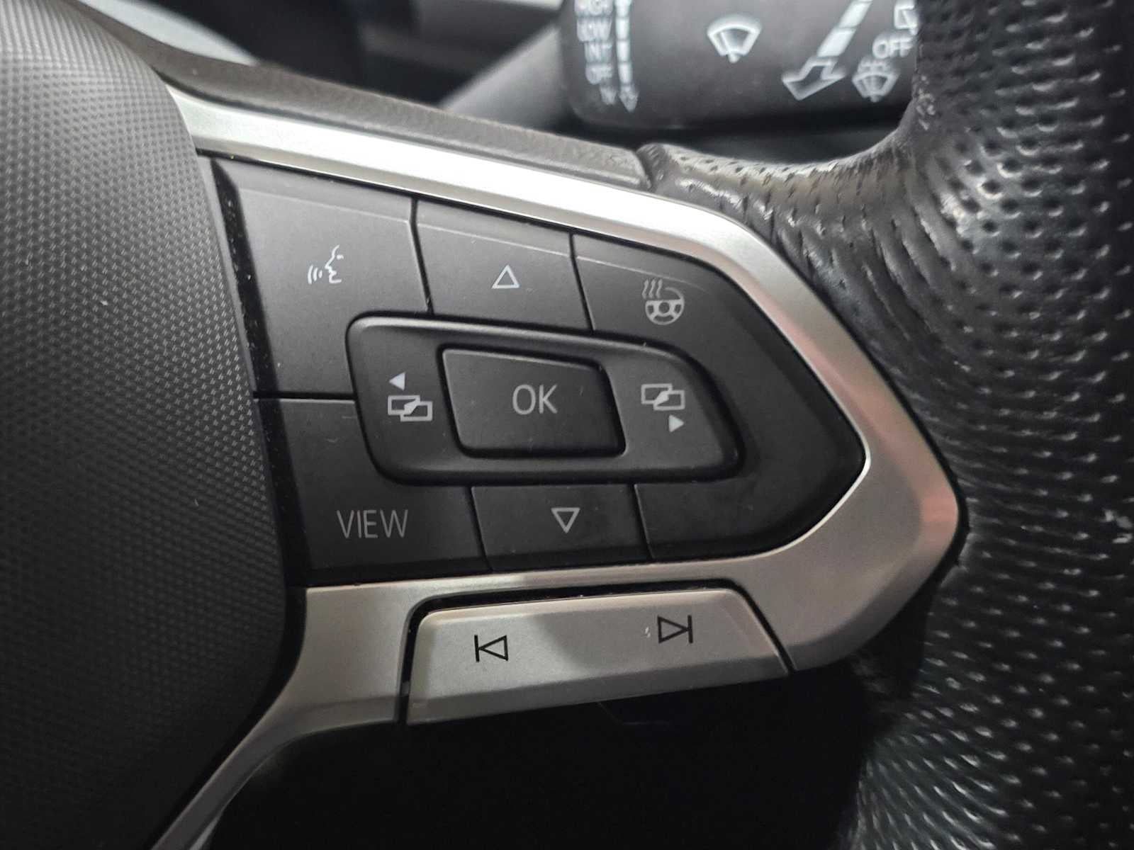 2022 Volkswagen Atlas 3.6L V6 SEL Premium R-Line