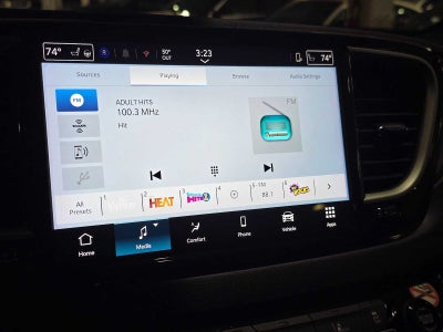 2025 Chrysler Pacifica Select