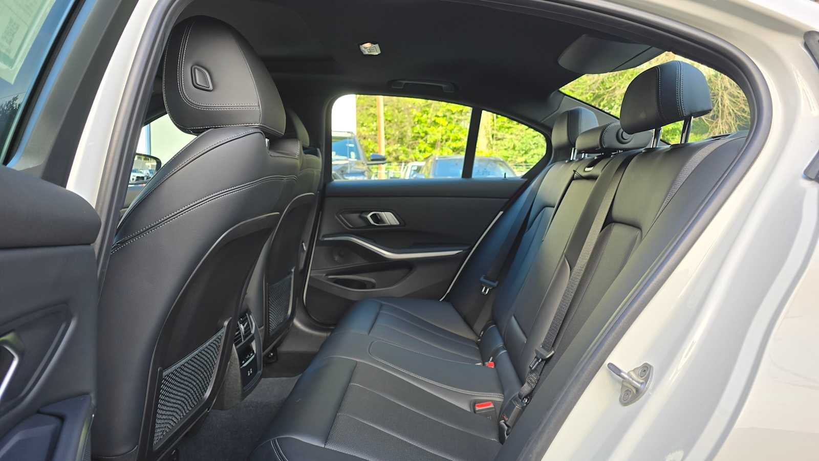 2023 BMW 330e xDrive 330e xDrive