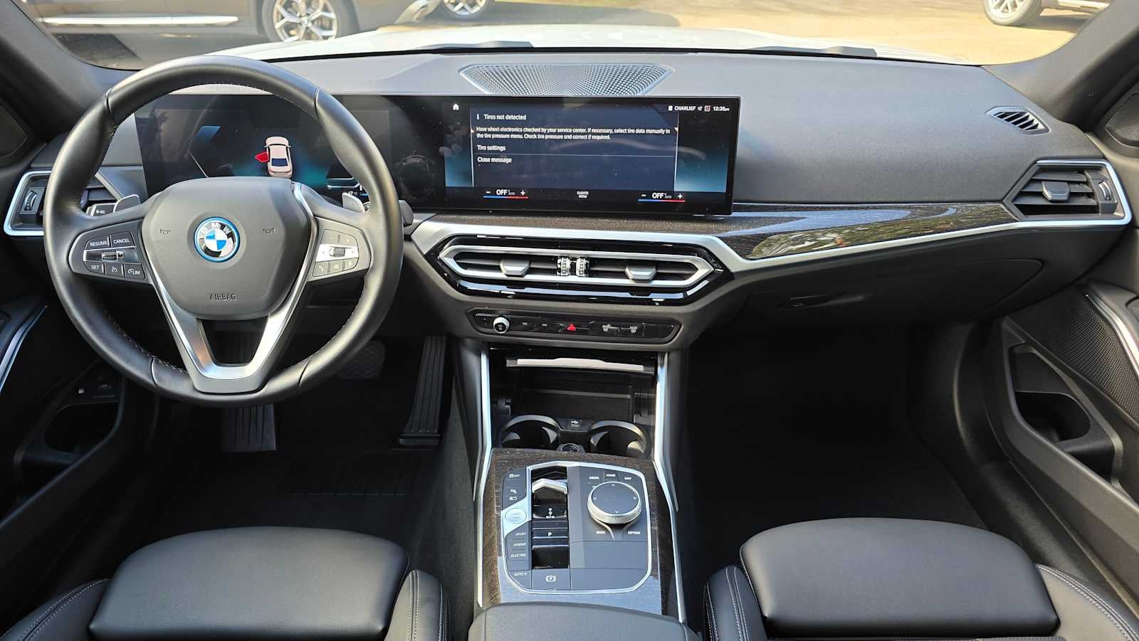 2023 BMW 330e xDrive 330e xDrive