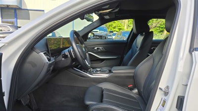 2023 BMW 330e xDrive 330e xDrive