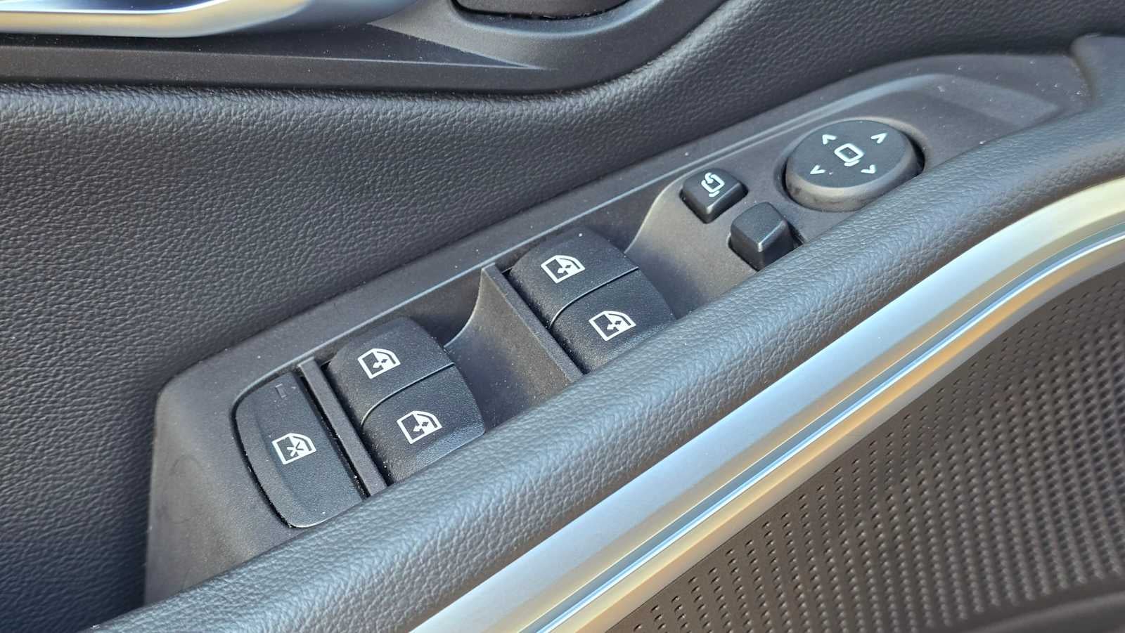 2023 BMW 330e xDrive 330e xDrive