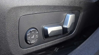 2023 BMW 330e xDrive 330e xDrive