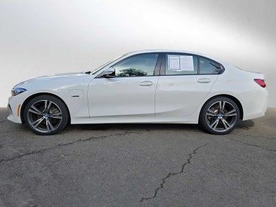 2023 BMW 330e xDrive 330e xDrive