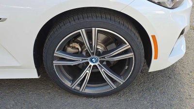 2023 BMW 330e xDrive 330e xDrive