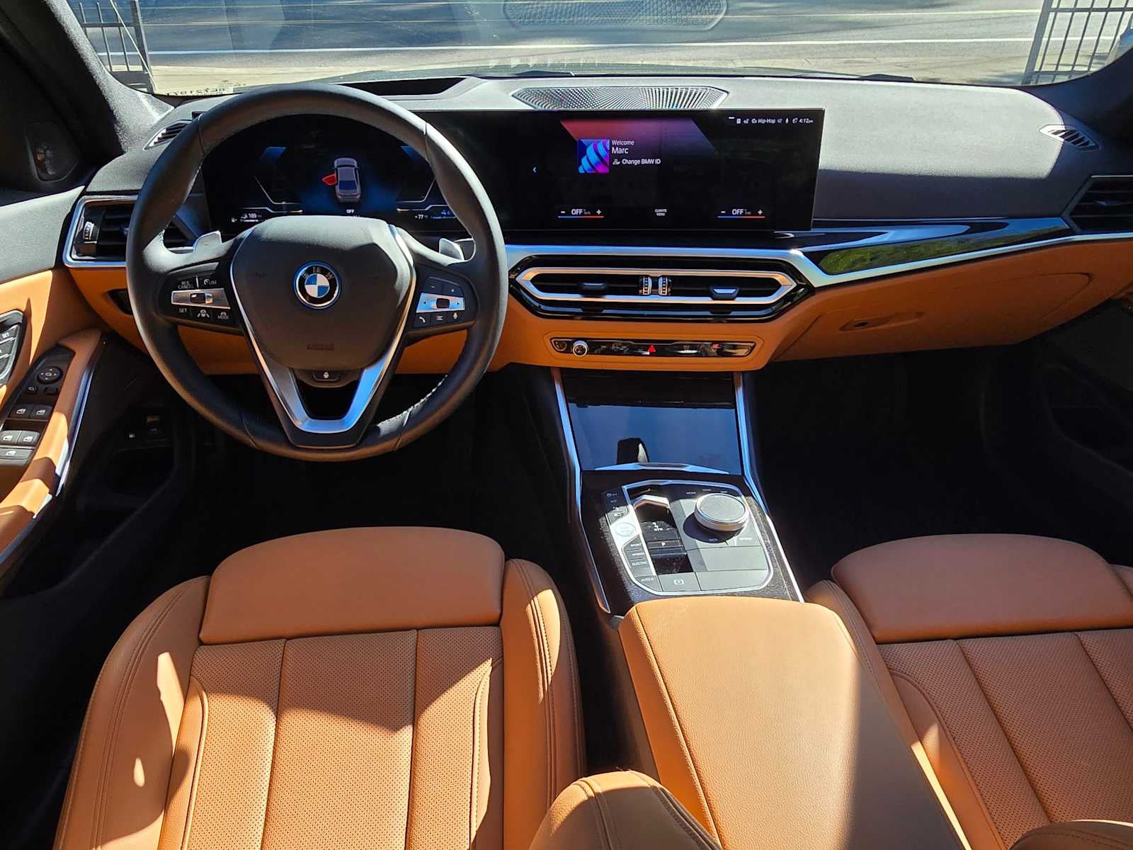 2024 BMW 330e xDrive 330e xDrive