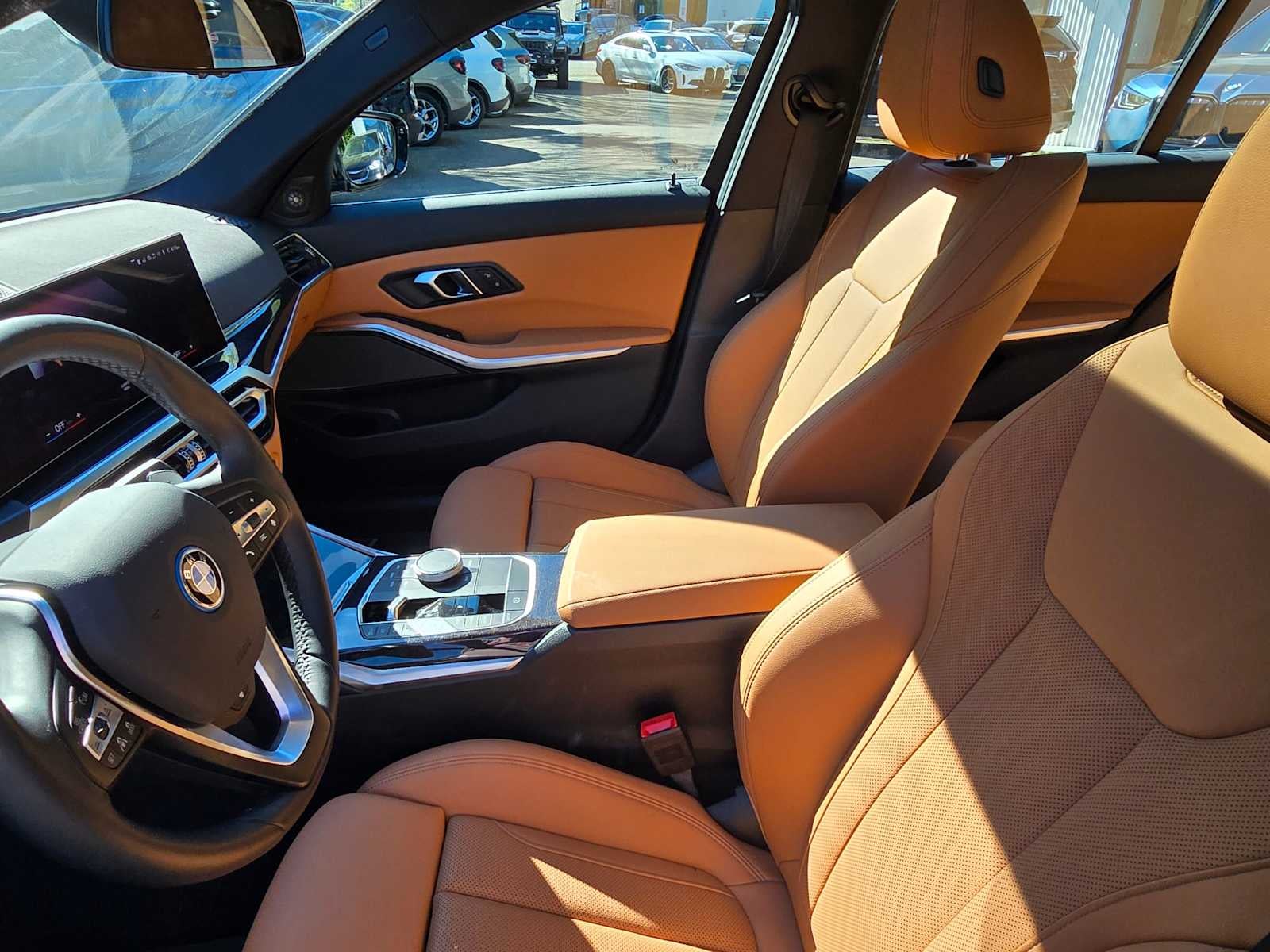 2024 BMW 330e xDrive 330e xDrive