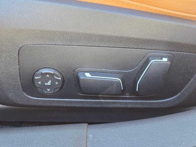 2024 BMW 330e xDrive 330e xDrive